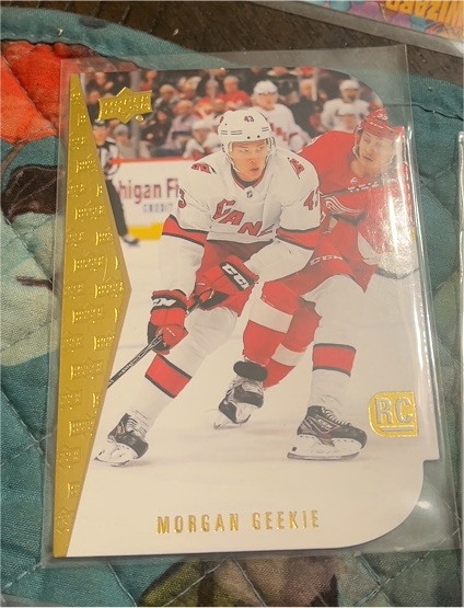 2020-21 Upper Deck 94-95 Die Cuts #RDT-2 Morgan Geekie — front