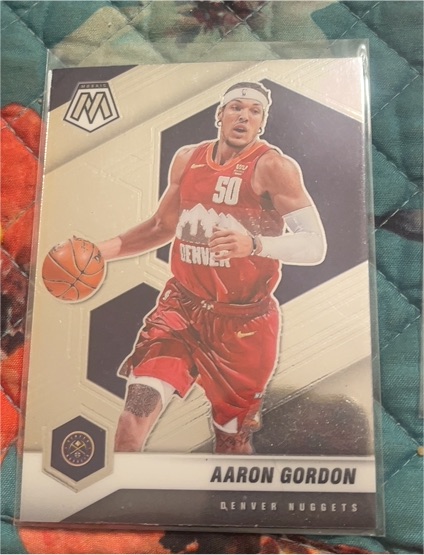 2020-21 Panini Mosaic #22 Aaron Gordon — front