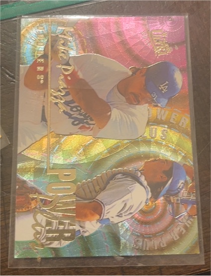 1996 Ultra Power Plus #6 Mike Piazza — front