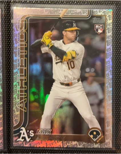 2025 Topps Update #US250 Max Muncy — front