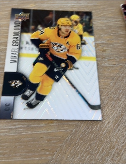2022-23 Upper Deck Tim Hortons CC Mikael Granlund — front
