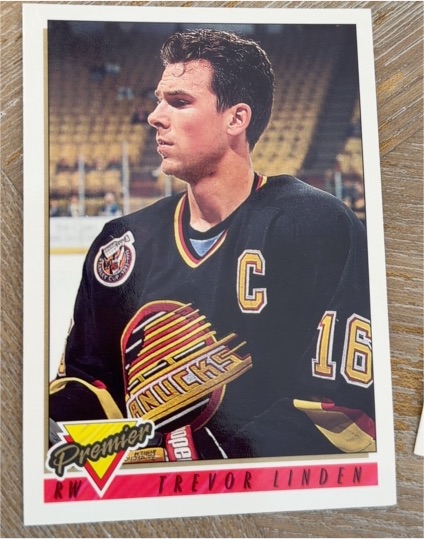 1993-94 Topps Premier #225 Trevor Linden — front
