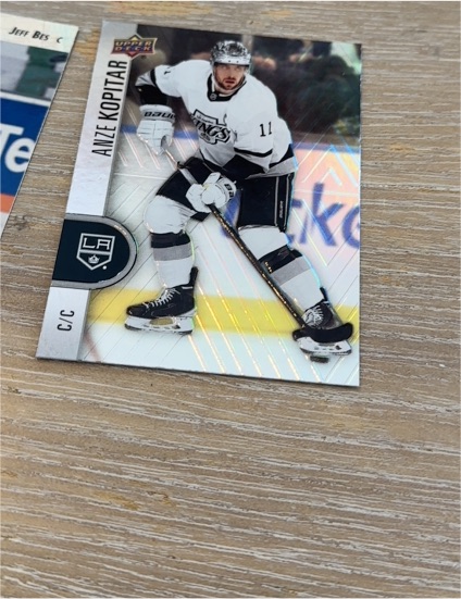 2022-23 Upper Deck Tim Hortons Anze Kopitar — front