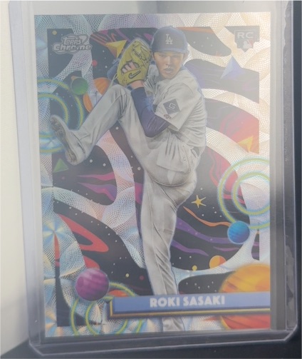 2025 Topps Cosmic Chrome #68 Roki Sasaki — front