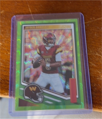 2025 Panini Score #195 Jayden Daniels — front