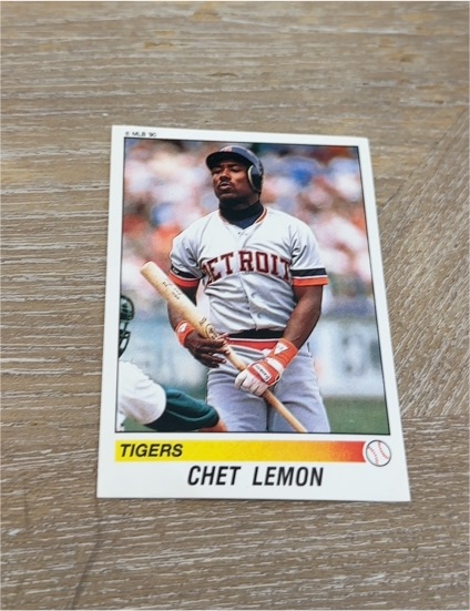 1983 Topps #30 Chet Lemon — front