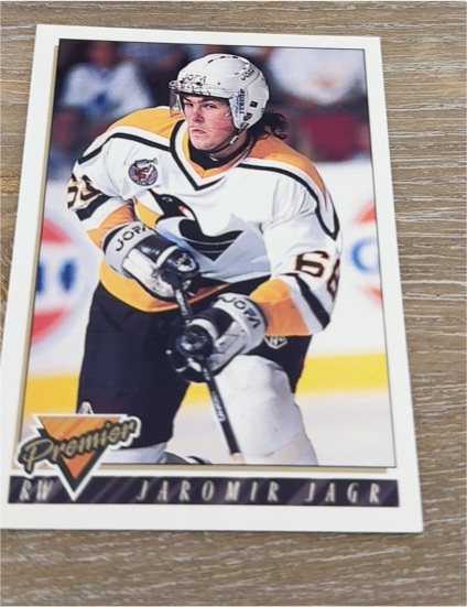 1993-94 Topps Premier #105 Jaromir Jagr — front