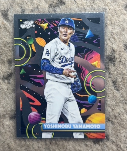 2025 Topps Chrome Cosmic #48 Yoshinobu Yamamoto — front