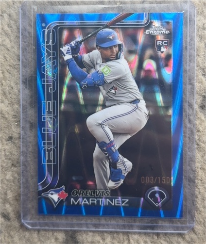 2025 Topps Chrome #105 Orelvis Martinez — front