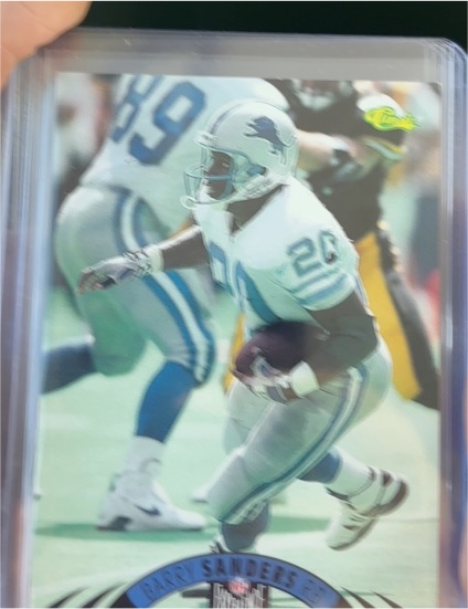 1996 Classic NFL Experience #11 Barry Sanders — front