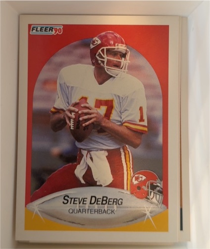 1990 Fleer #199 Steve DeBerg — front