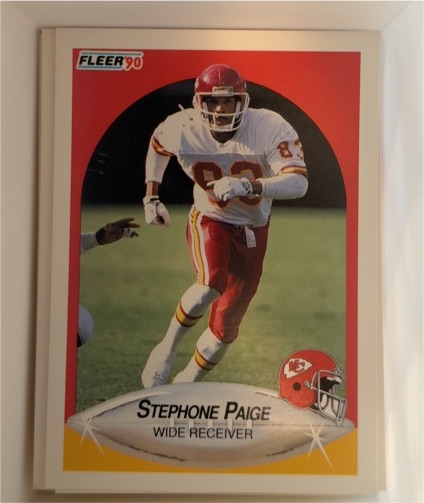 1990 Fleer #207 Stephone Paige — front