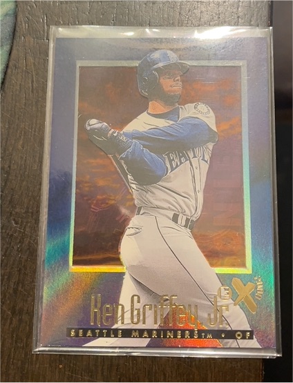 1997 Skybox E-X2000 #40 Ken Griffey Jr. — front