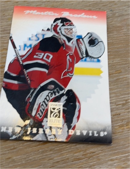 1996-97 Donruss Elite #16 Martin Brodeur — front