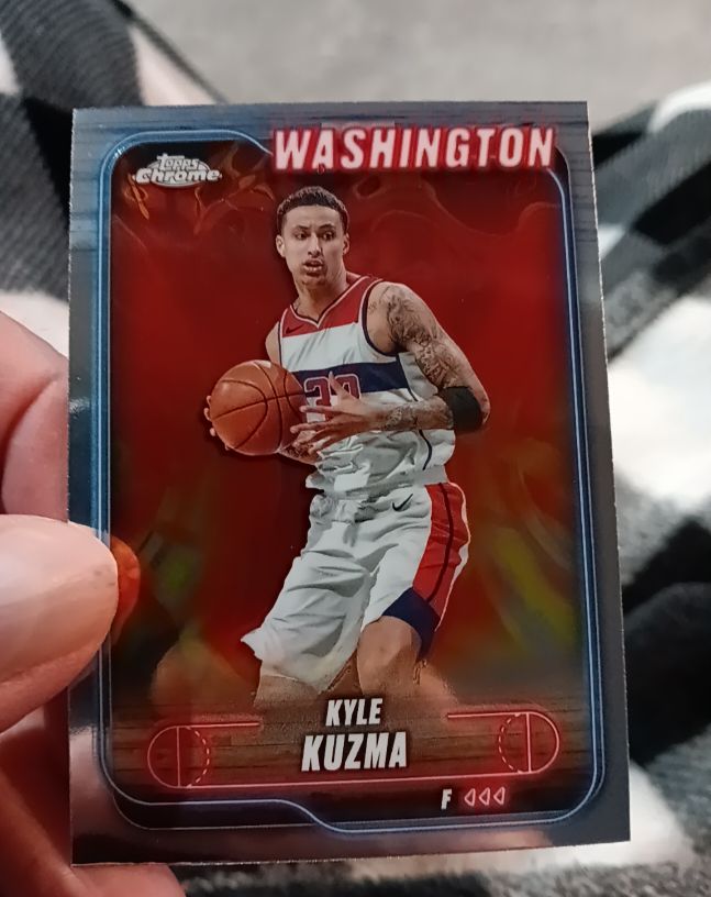 2024-25 Topps Chrome #15 Kyle Kuzma — front