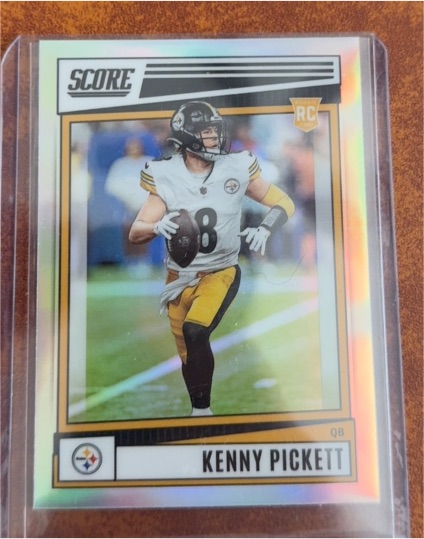 2022 Panini Chronicles Score Premium Rookies #SP-301 Kenny Pickett — front