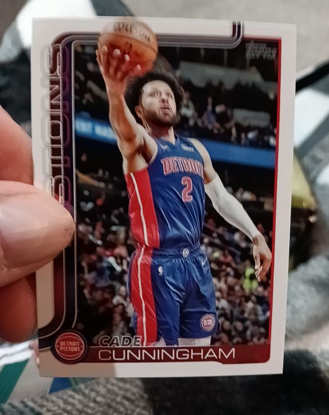 2025-26 Topps #40 Cade Cunningham — front