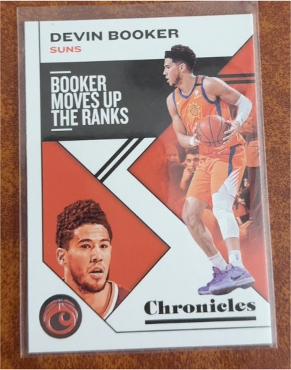 2019-20 Panini Chronicles #18 Devin Booker — front