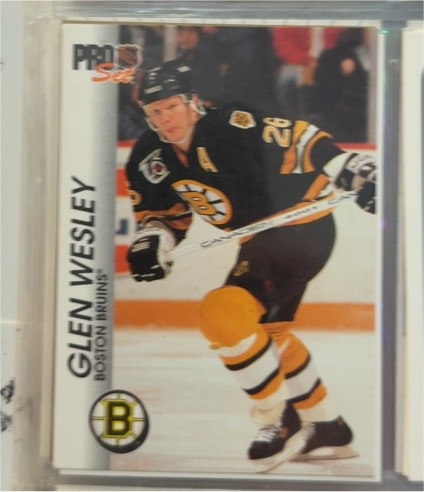 1992-93 Pro Set #10 Glen Wesley Boston Bruins — front