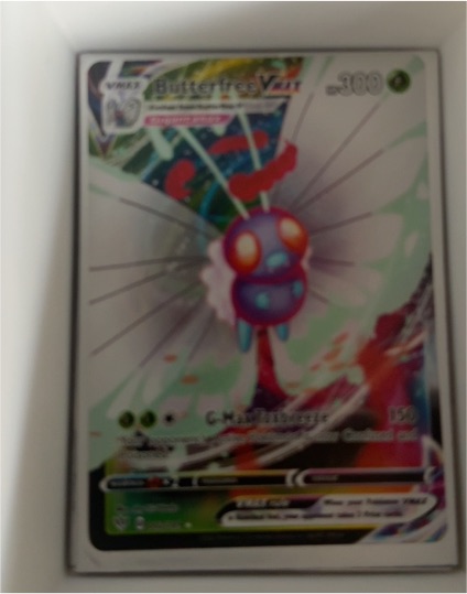 2020 Pokémon TCG Darkness Ablaze #002 Butterfree VMAX — front