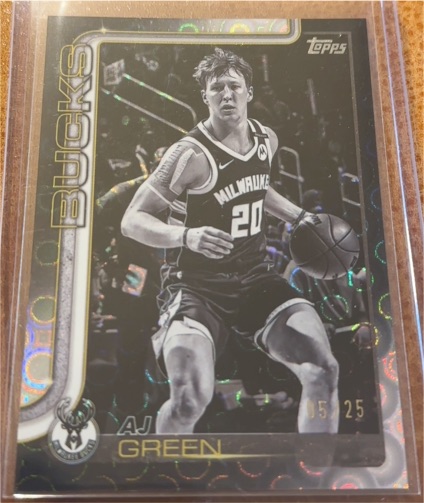 2025-26 Topps #57 AJ Green Blackout — front