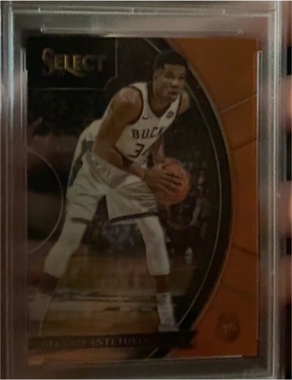 2017-18 Panini Select #3 Giannis Antetokounmpo — front