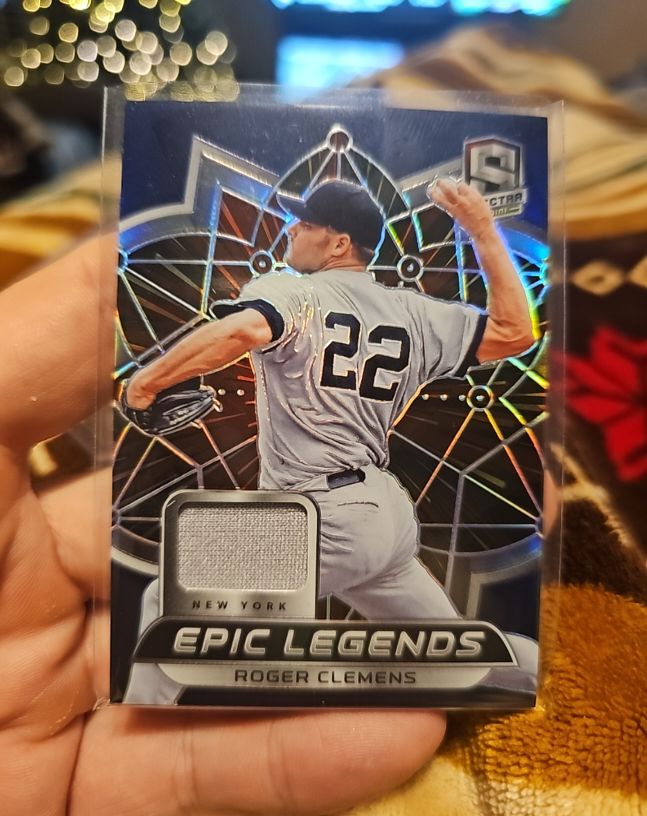 2021 Panini Spectra Epic Legends #EL-RC Roger Clemens — front