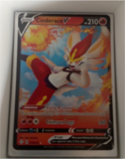 2020 Pokémon Shining Fates #018 Cinderace V — front