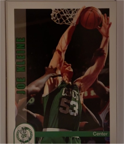 1992-93 Hoops #355 Joe Kleine — front