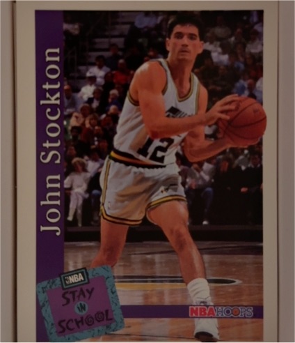 1992-93 Hoops #486 John Stockton — front