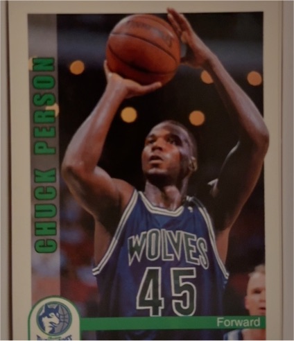1992-93 Hoops #423 Chuck Person — front