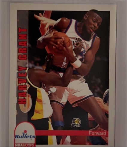 1992-93 NBA Hoops #235 Harvey Grant — front