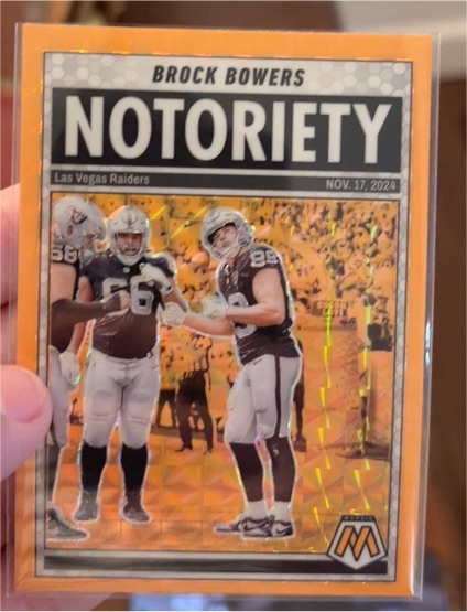 2025 Panini Mosaic #10 Brock Bowers Notoriety — front