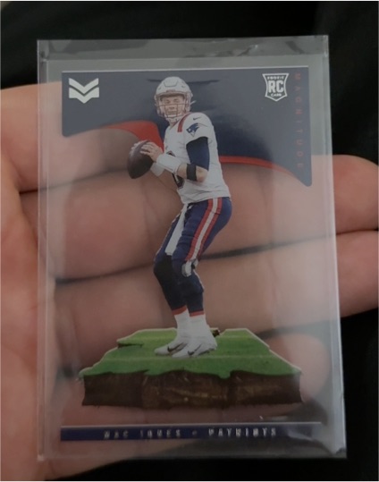 2021 Panini Chronicles Stars & Stripes Magnitude #MAG-9 Mac Jones — front