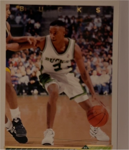 1992-93 Upper Deck #332 Eric Murdock — front