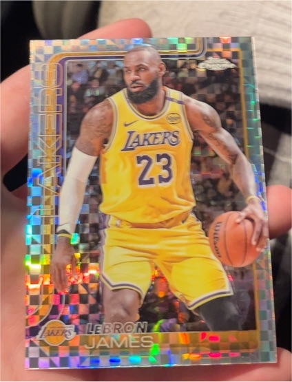 2025-26 Topps Chrome #127 LeBron James — front