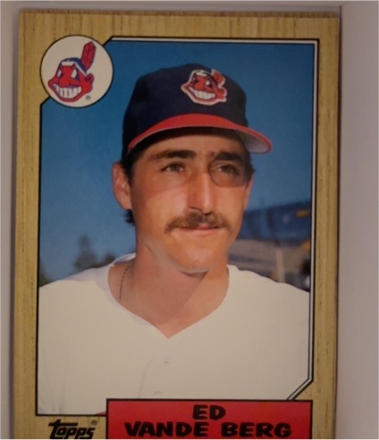 1987 Topps Traded #123T Ed Vande Berg — front