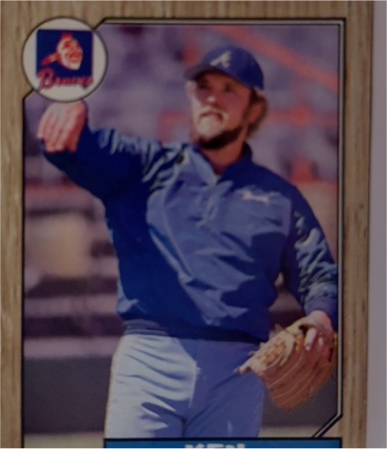 1987 Topps #627 Ken Oberkfell — front