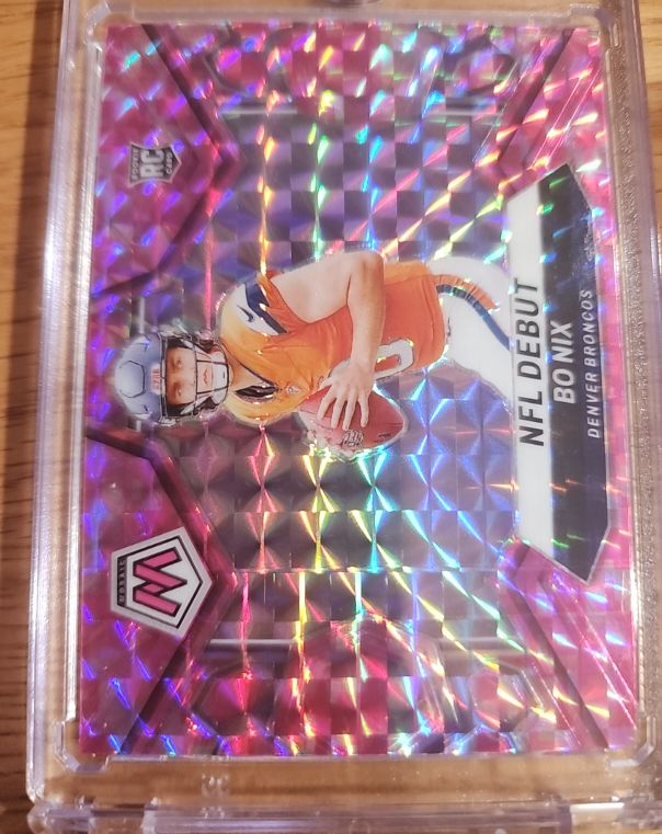 2024 Panini Mosaic #271 Bo Nix NFL Debut Pink Camo Prizm Rookie — front