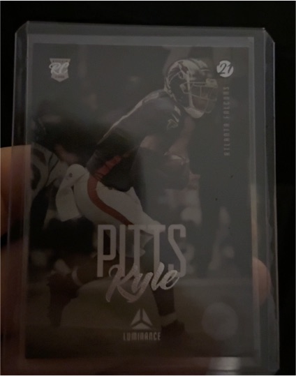 2021 Panini Chronicles Luminance Update Rookies #210 Kyle Pitts — front