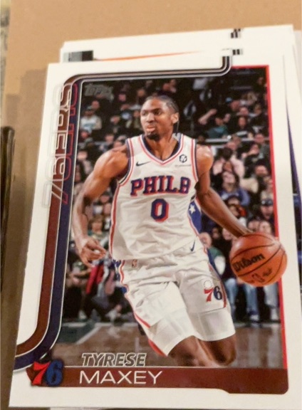 2025-26 Topps #21 Tyrese Maxey — front