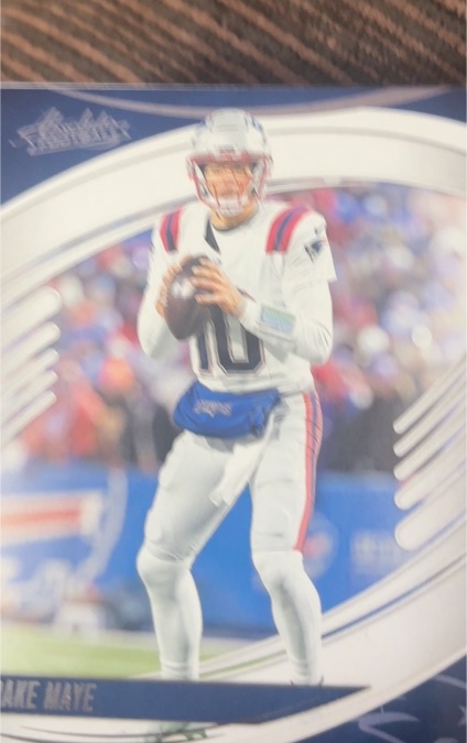 2025 Panini Absolute #79 Drake Maye — front