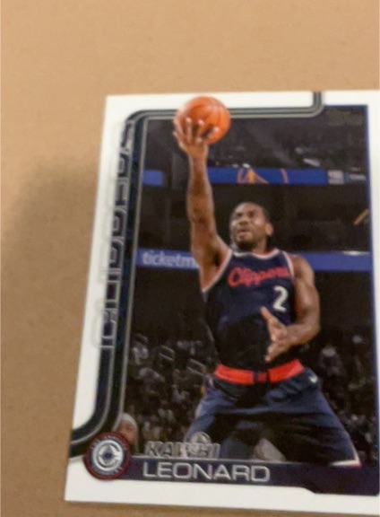 2025-26 Topps #142 Kawhi Leonard — front
