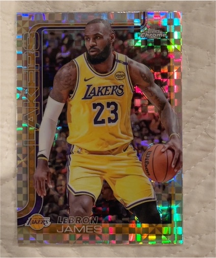 2025-26 Topps Chrome #127 LeBron James — front