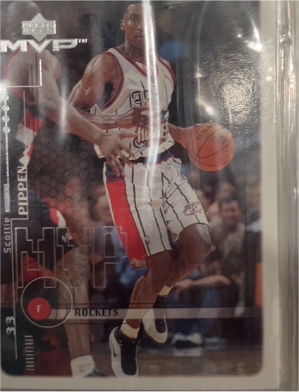 1999 Upper Deck MVP #33 Scottie Pippen — front