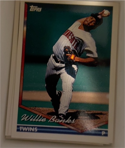1994 Topps #14 Willie Banks — front