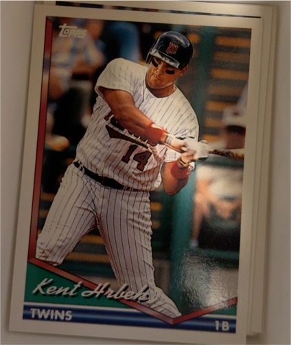 1994 Topps #490 Kent Hrbek — front
