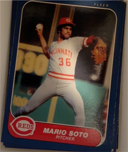 1986 Fleer #192 Mario Soto — front