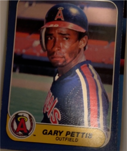 1986 Fleer #165 Gary Pettis — front
