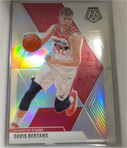 2019-20 Panini Mosaic #172 Davis Bertans — front